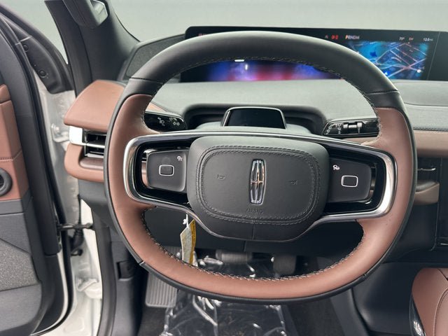 New 2027 Lincoln Navigator Reserve AWD/4WD image 15