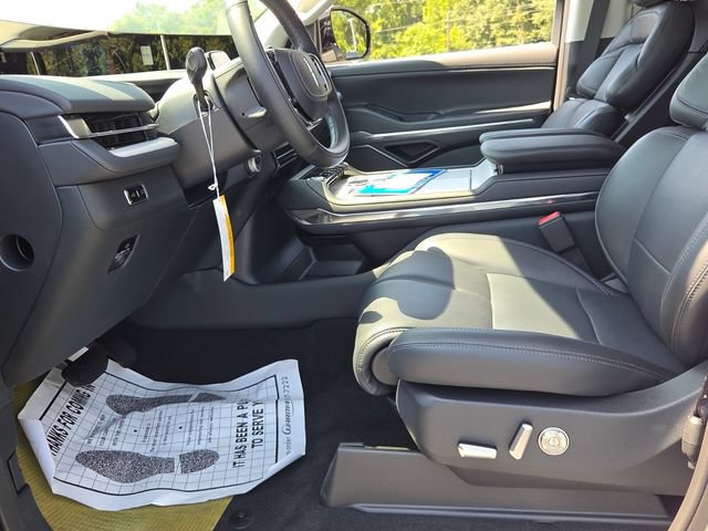 New 2027 Lincoln Navigator Reserve AWD/4WD image 12