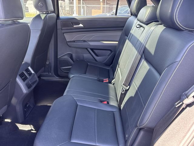 Used 2023 Volkswagen Atlas Cross Sport SEL image 21