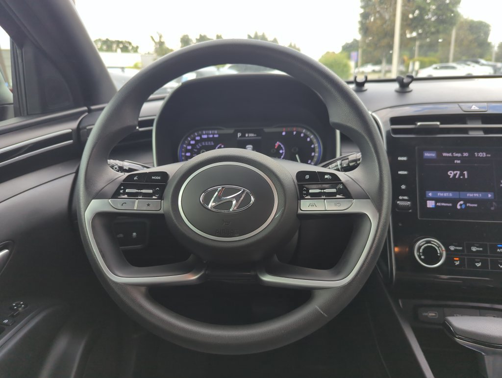 Used 2023 Hyundai Santa Cruz SEL AWD/4WD image 25