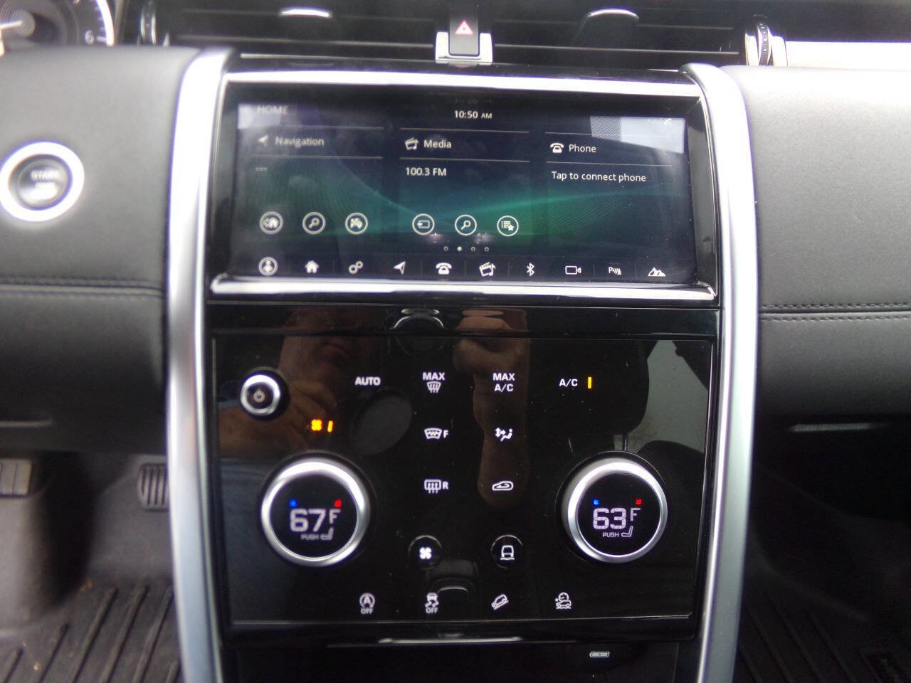 Used 2020 Land Rover Discovery Sport S image 24