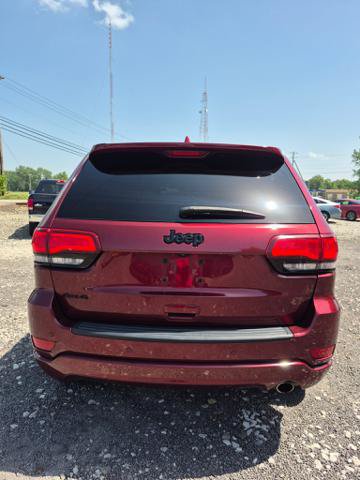 Used 2018 Jeep Grand Cherokee Altitude AWD/4WD image 7