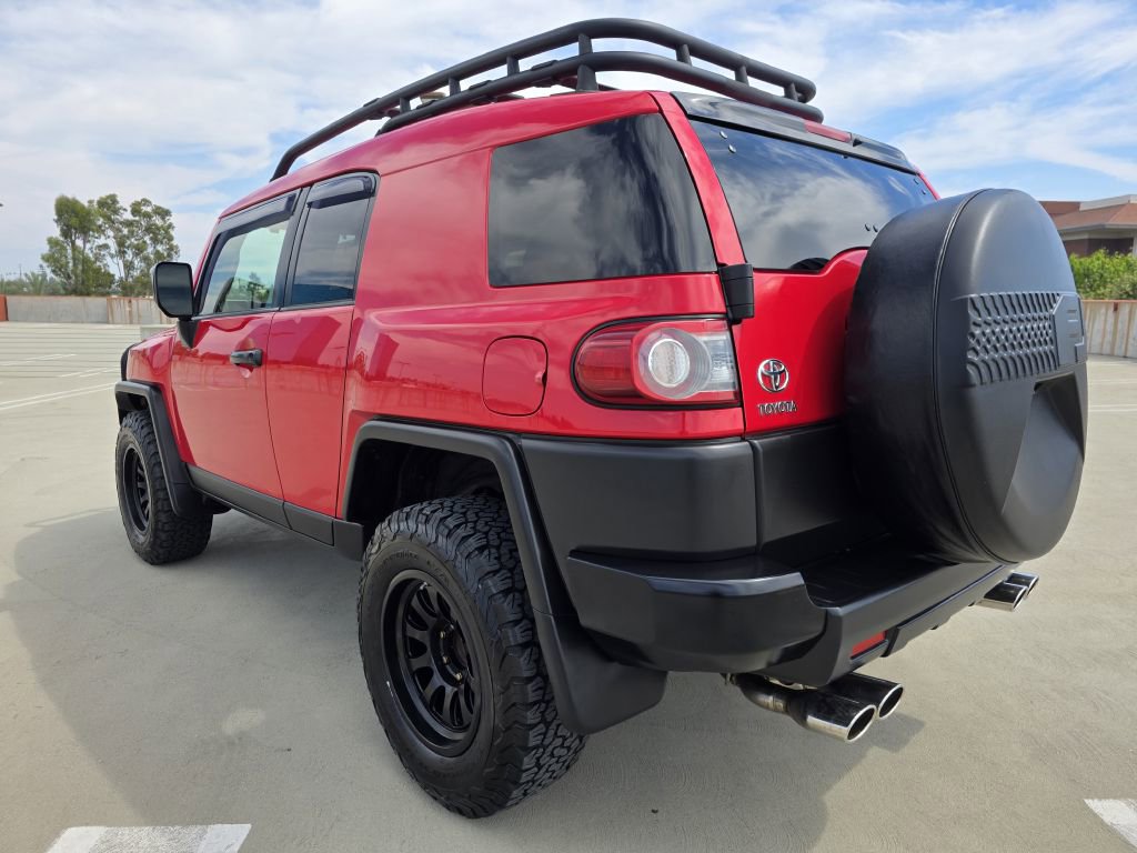 Used 2012 Toyota FJ Cruiser 4WD w/ Trail Teams Special Edition image 10