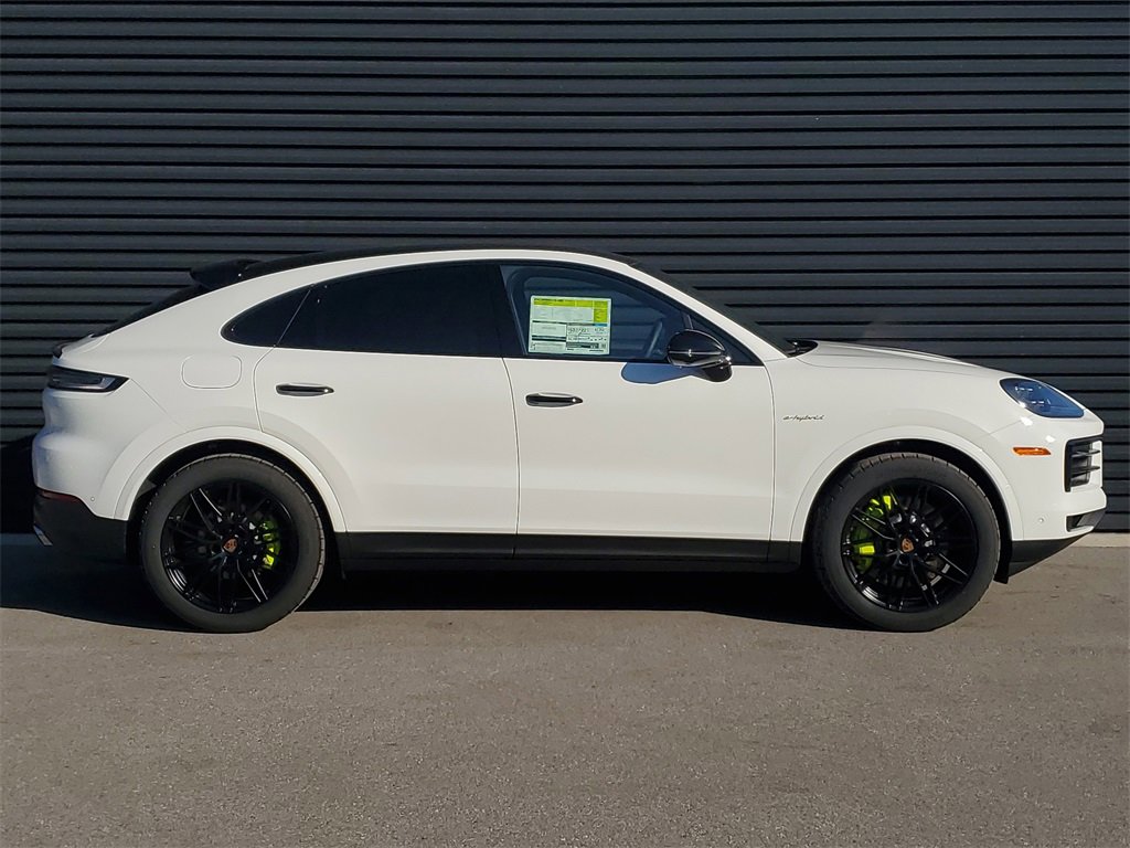New 2026 Porsche Cayenne E-Hybrid Coupe image 8