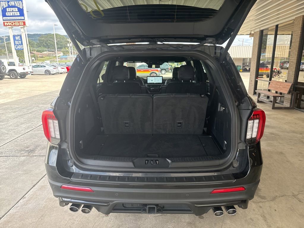 Certified 2025 Ford Explorer ST image 31