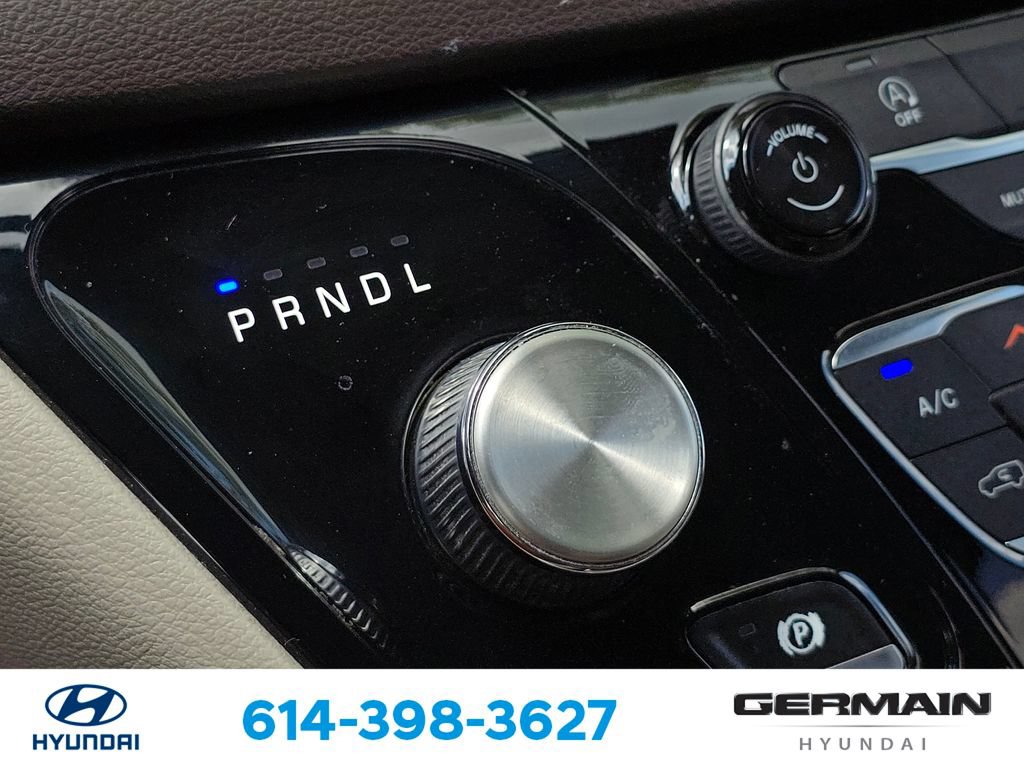 Used 2020 Chrysler Pacifica Touring-L Plus FWD image 25