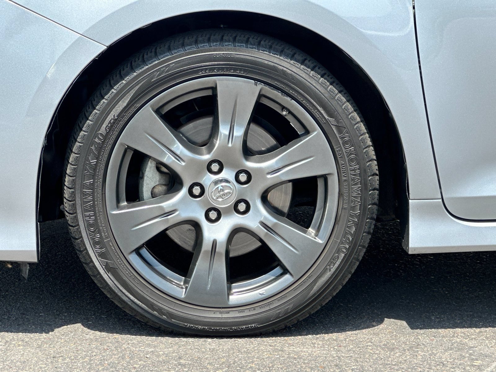 Used 2017 Toyota Sienna SE Premium FWD image 27