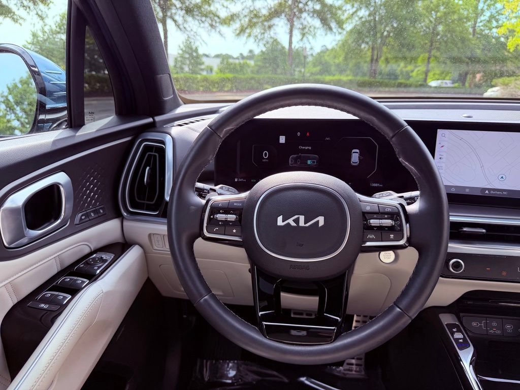 Used 2025 Kia Sorento SX Prestige AWD/4WD image 22