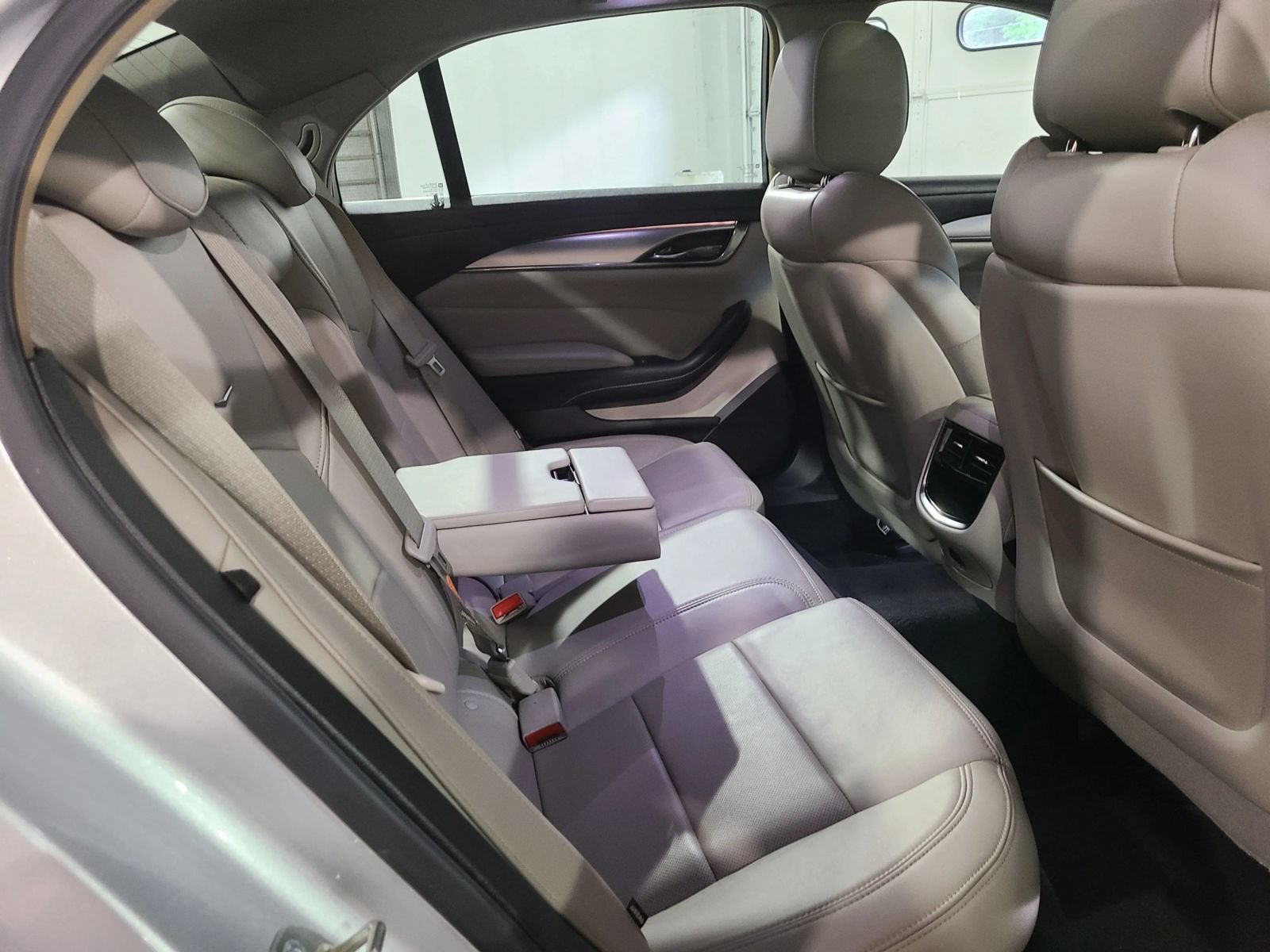 Used 2019 Cadillac CTS Luxury RWD image 21