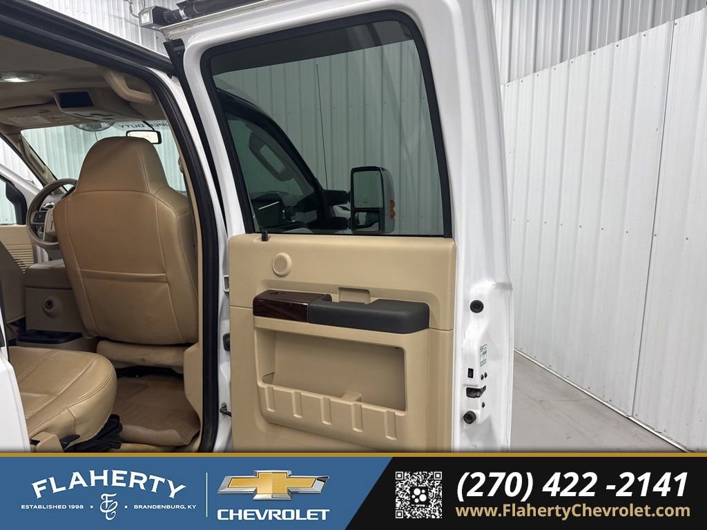 Used 2008 Ford F250 4x4 Crew Cab Super Duty image 14