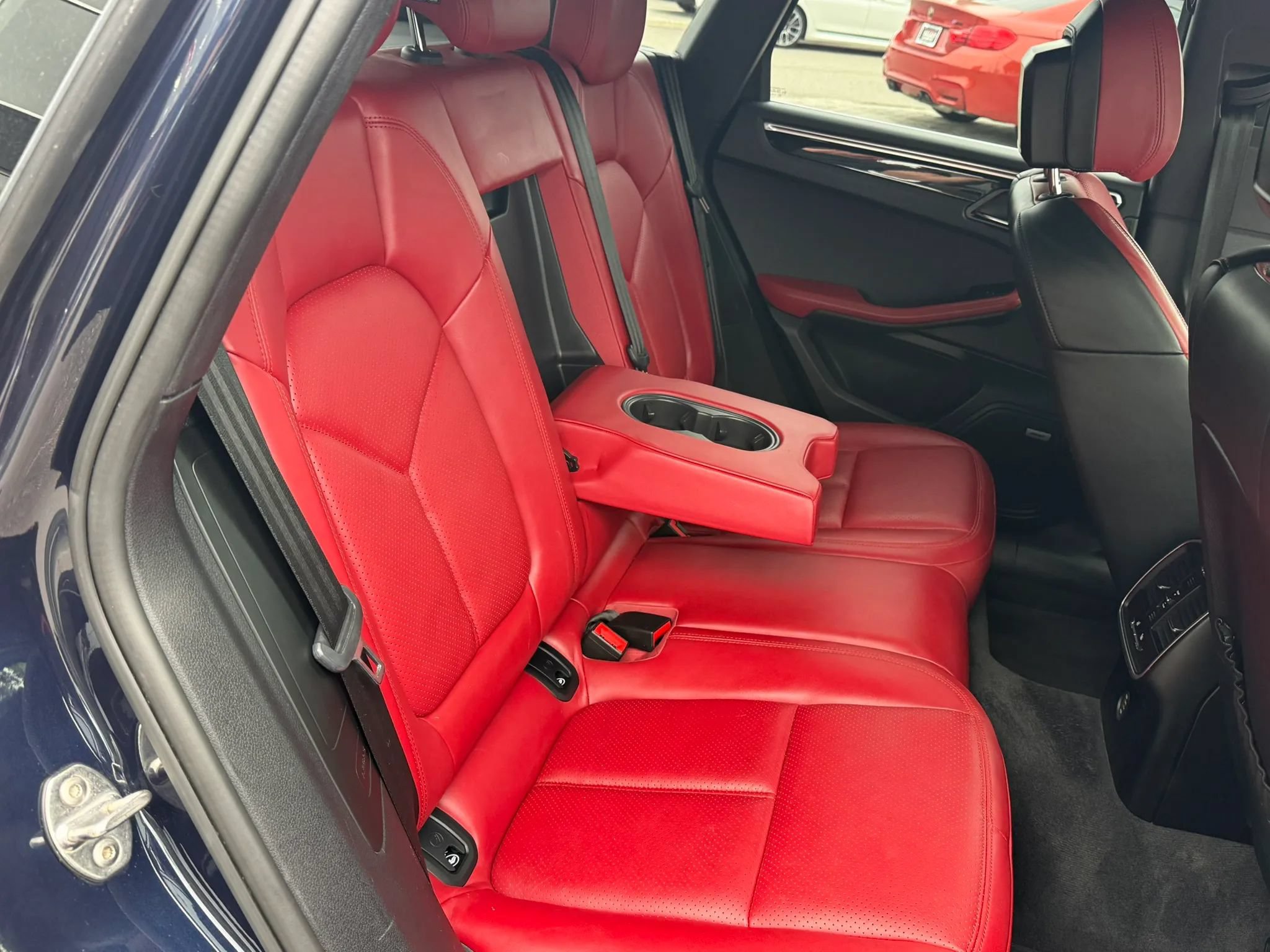 Used 2018 Porsche Macan S AWD/4WD image 26