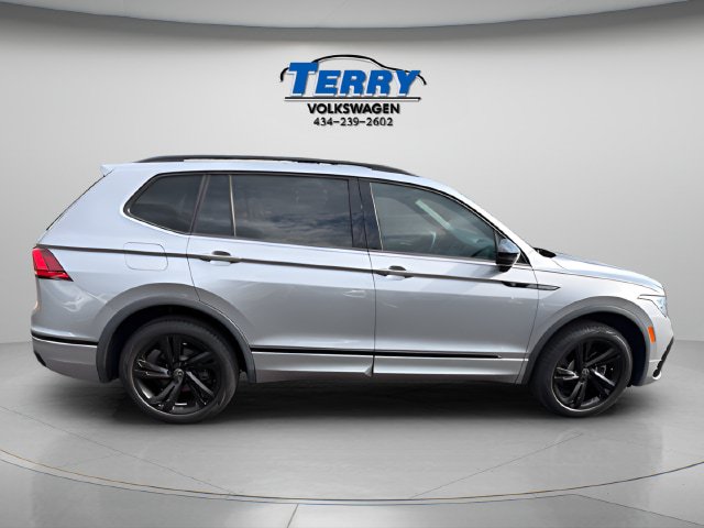 Certified 2024 Volkswagen Tiguan SE R-Line