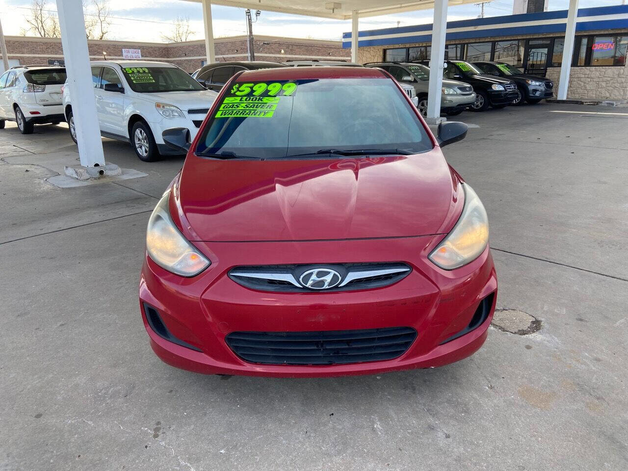 Used 2014 Hyundai Accent GS image 2
