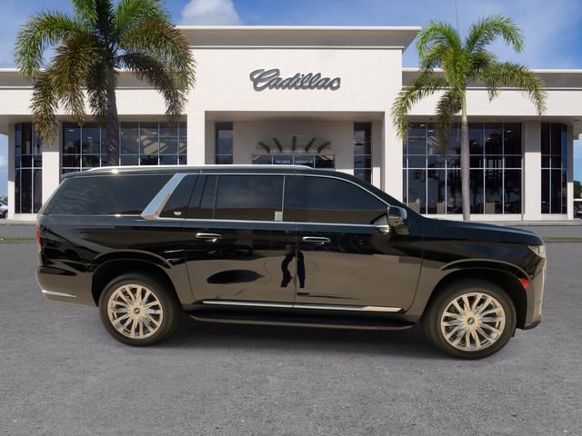 Used 2023 Cadillac Escalade ESV Premium Luxury RWD image 16