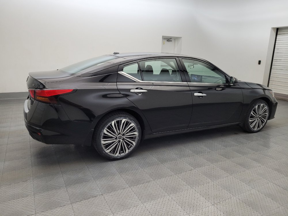 Used 2023 Nissan Altima 2.5 SL AWD/4WD image 10
