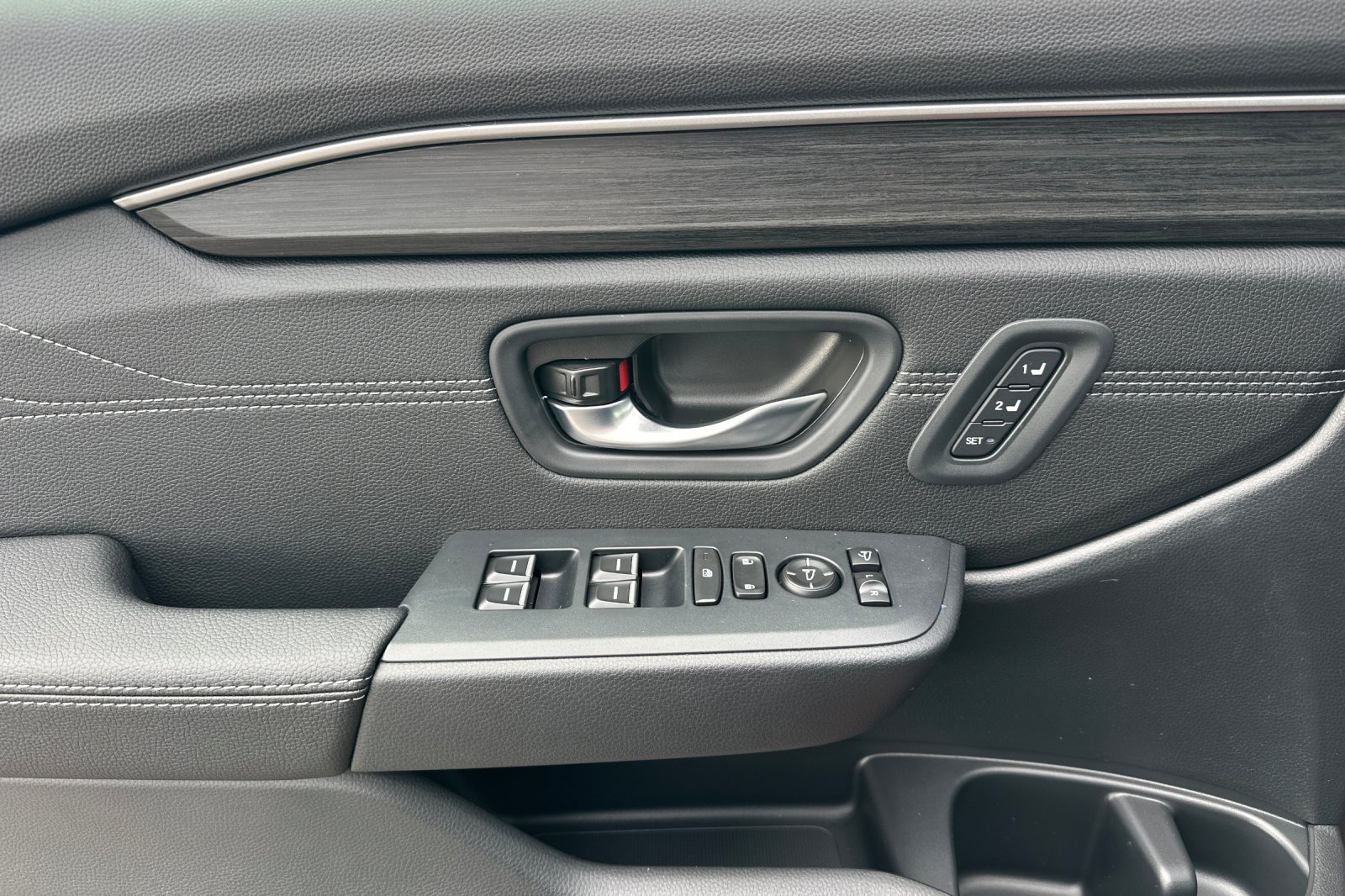 New 2026 Honda Pilot Touring image 10