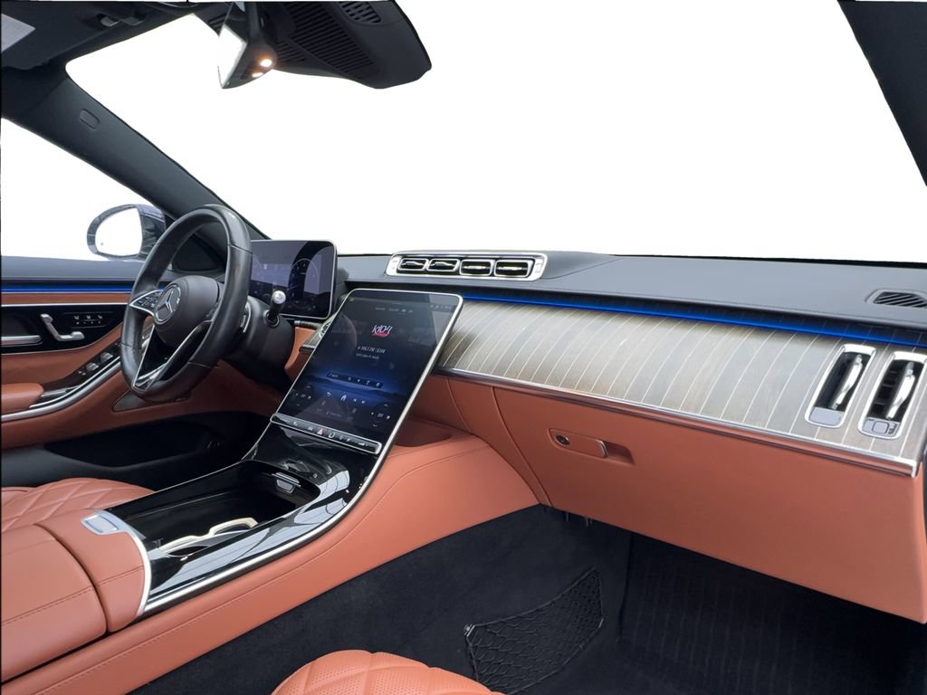 Used 2023 Mercedes-Benz S 580 4MATIC Sedan w/ Warmth & Comfort Package image 32