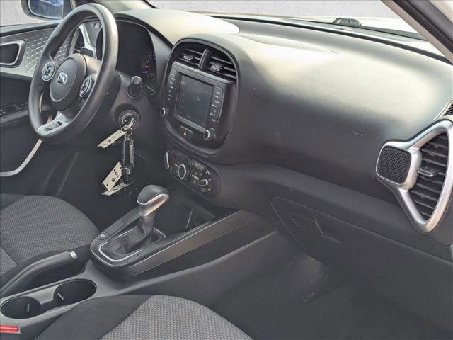 Used 2021 Kia Soul LX FWD image 24