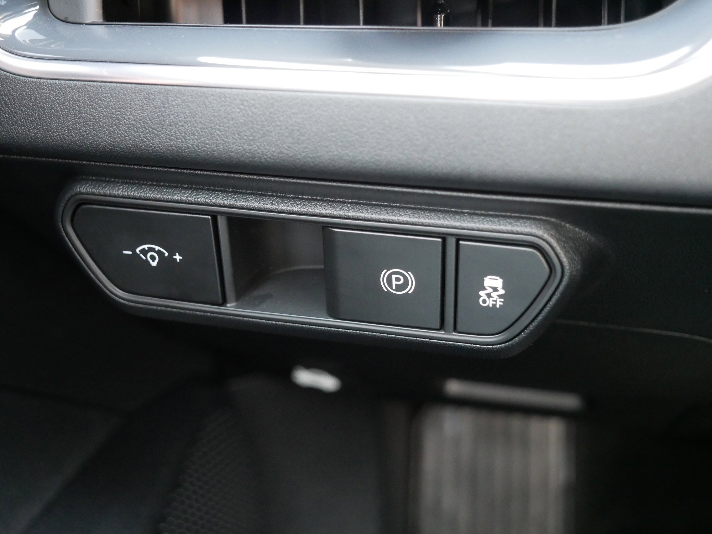 Certified 2025 Kia K4 EX image 26