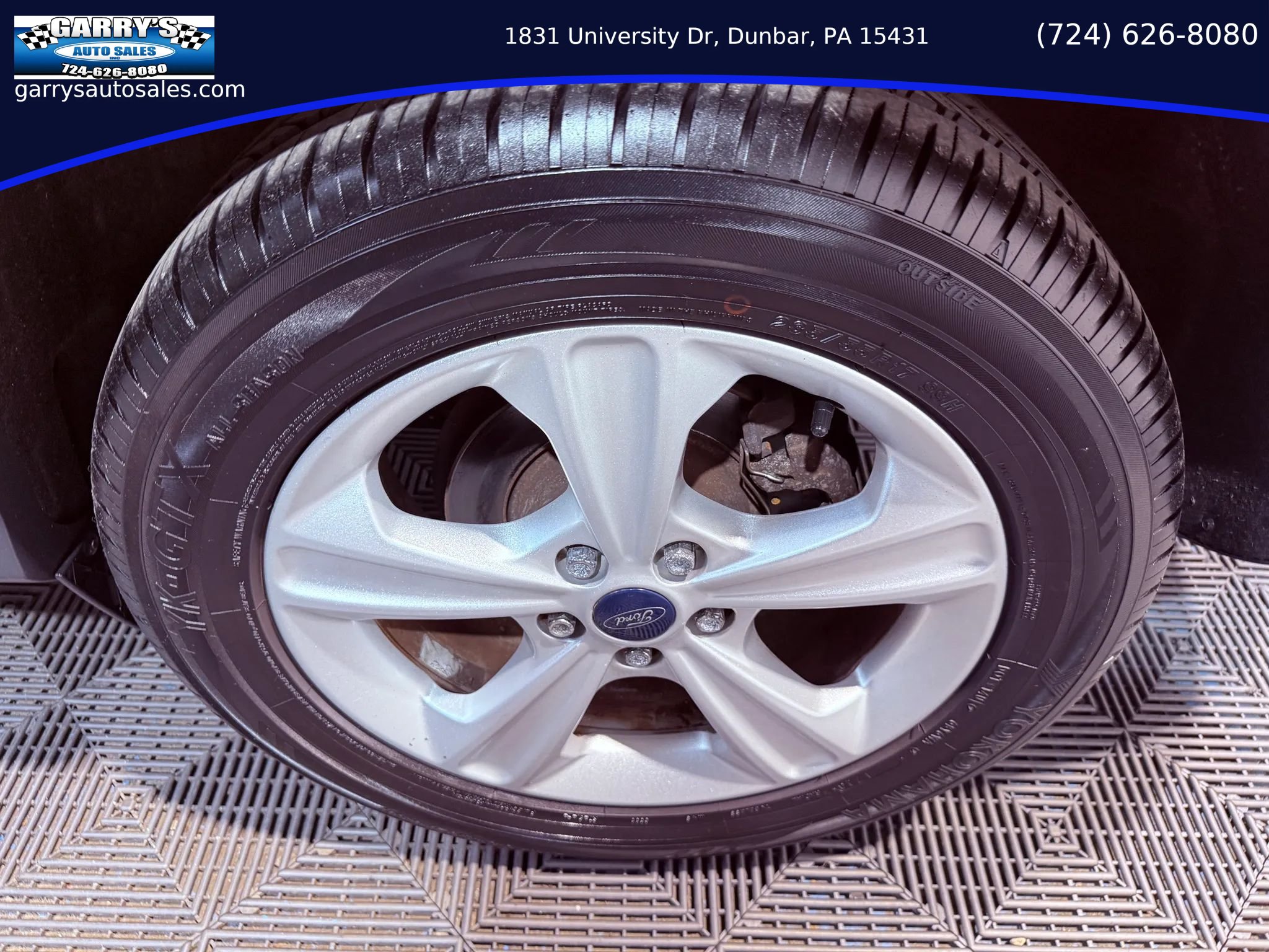 Used 2015 Ford Escape SE FWD image 12
