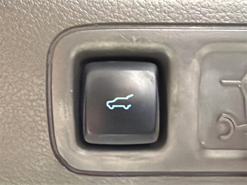 Used 2020 Ford Expedition XLT w/ Equipment Group 202A image 20