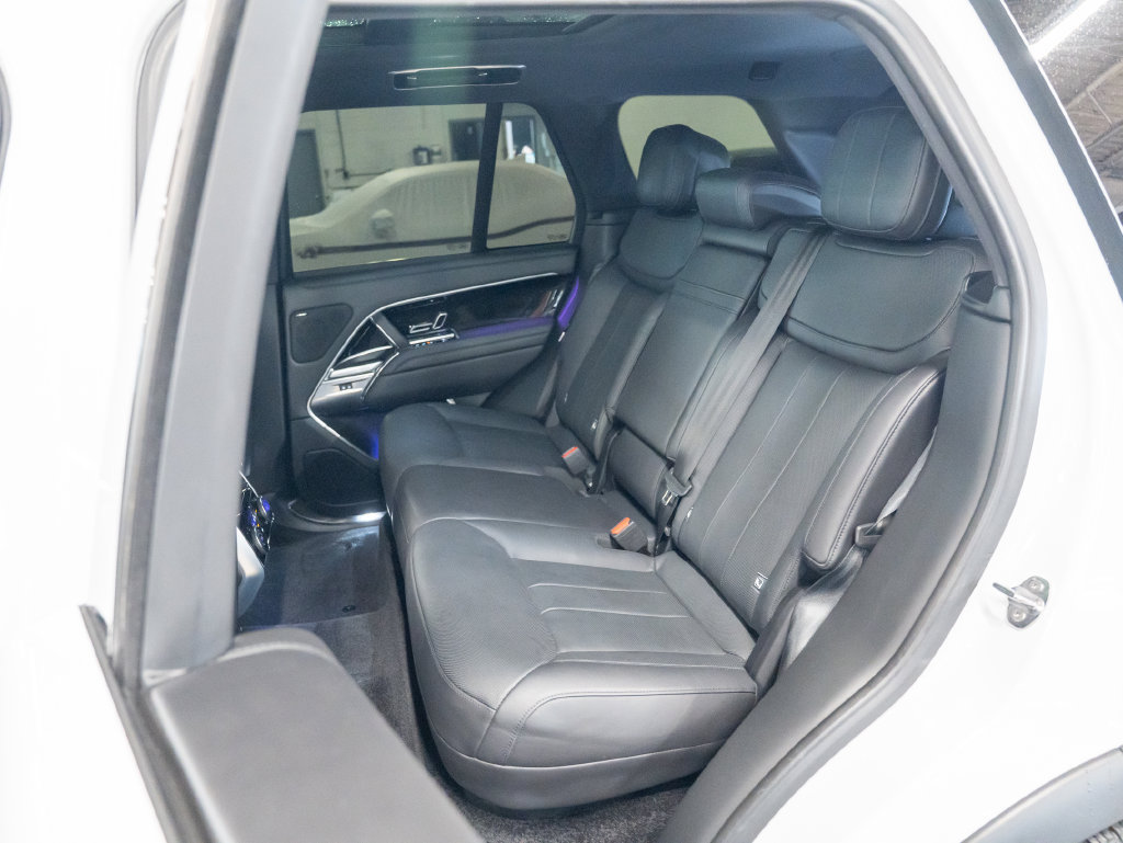 Certified 2023 Land Rover Range Rover SE AWD/4WD image 33