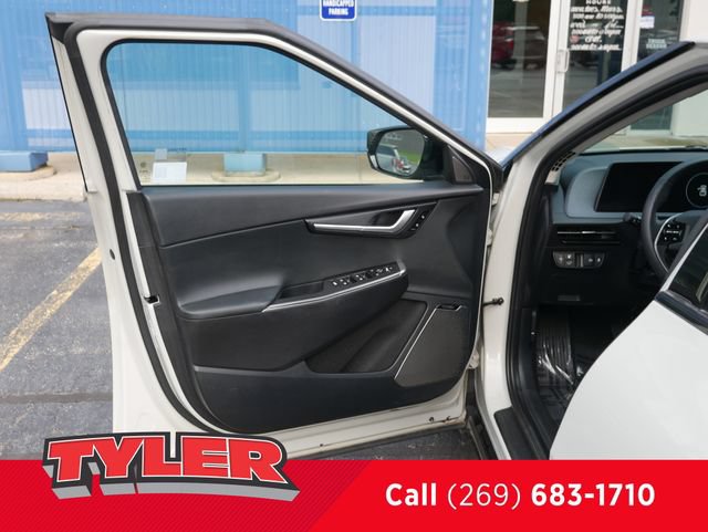 Used 2022 Kia EV6 Wind w/ Wind Technology Package AWD/4WD image 19