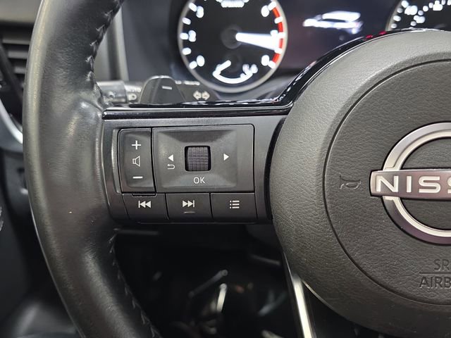 Used 2023 Nissan Rogue SV w/ SV Premium Package AWD/4WD image 16