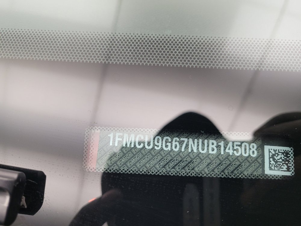 Used 2022 Ford Escape SE w/ Cold Weather Package image 33