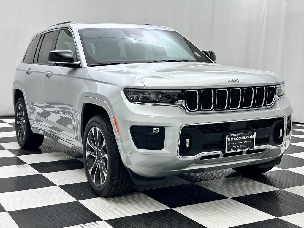 New 2025 Jeep Grand Cherokee Overland w/ Adv Protech Group III image 2