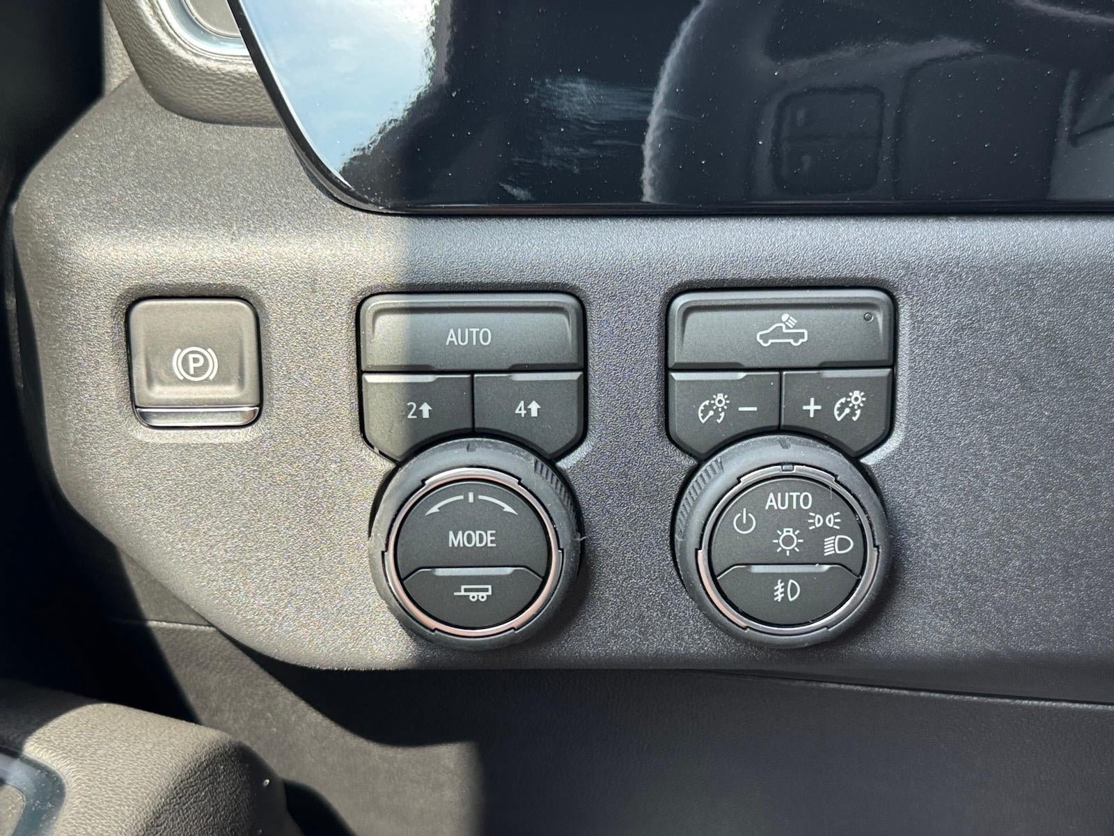New 2026 Chevrolet Silverado 1500 RST w/ RST Select Package AWD/4WD image 10