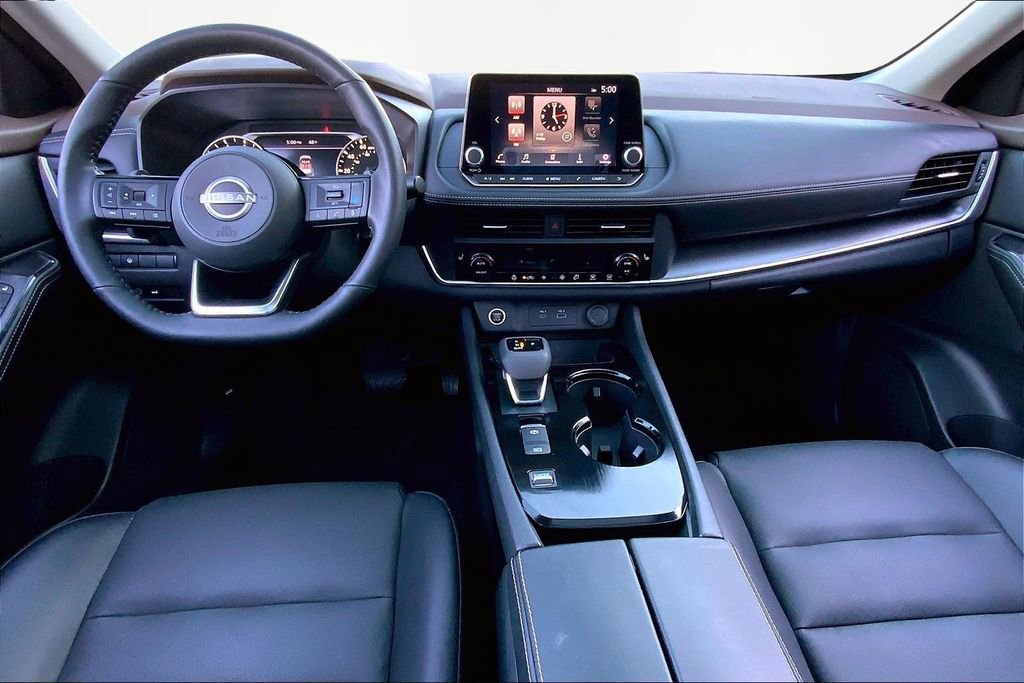 Used 2023 Nissan Rogue SV w/ SV Premium B Package image 7