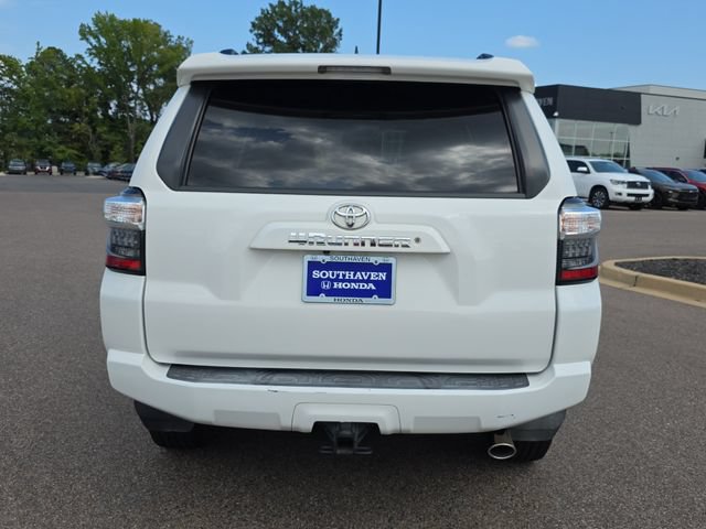 Used 2019 Toyota 4Runner SR5 Premium AWD/4WD image 4