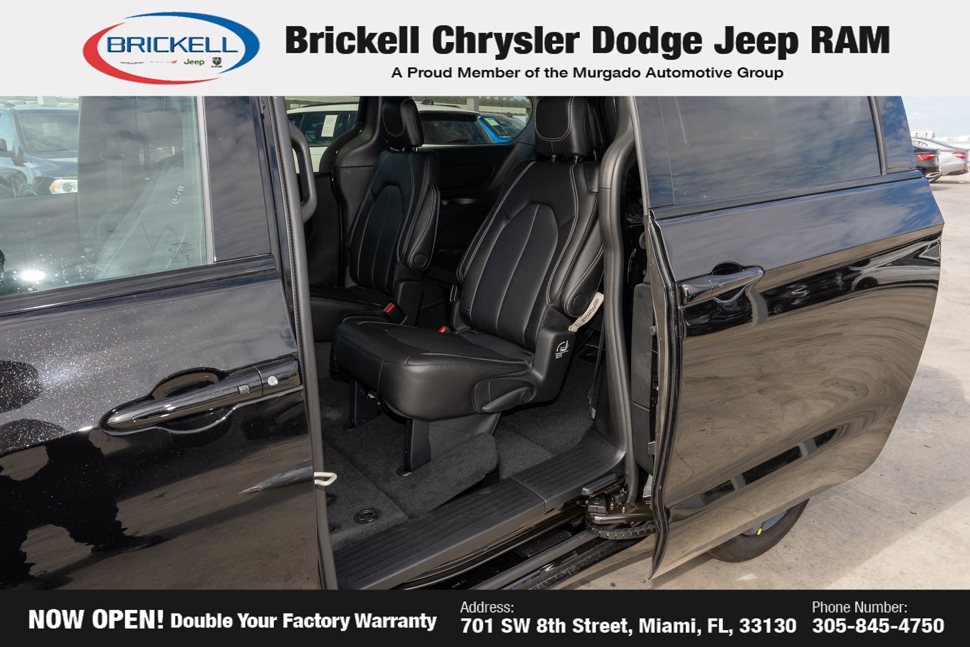 New 2026 Chrysler Pacifica Select image 12