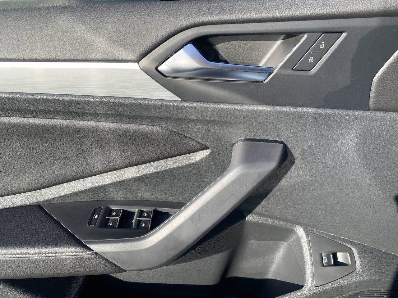 New 2026 Volkswagen Jetta S image 17