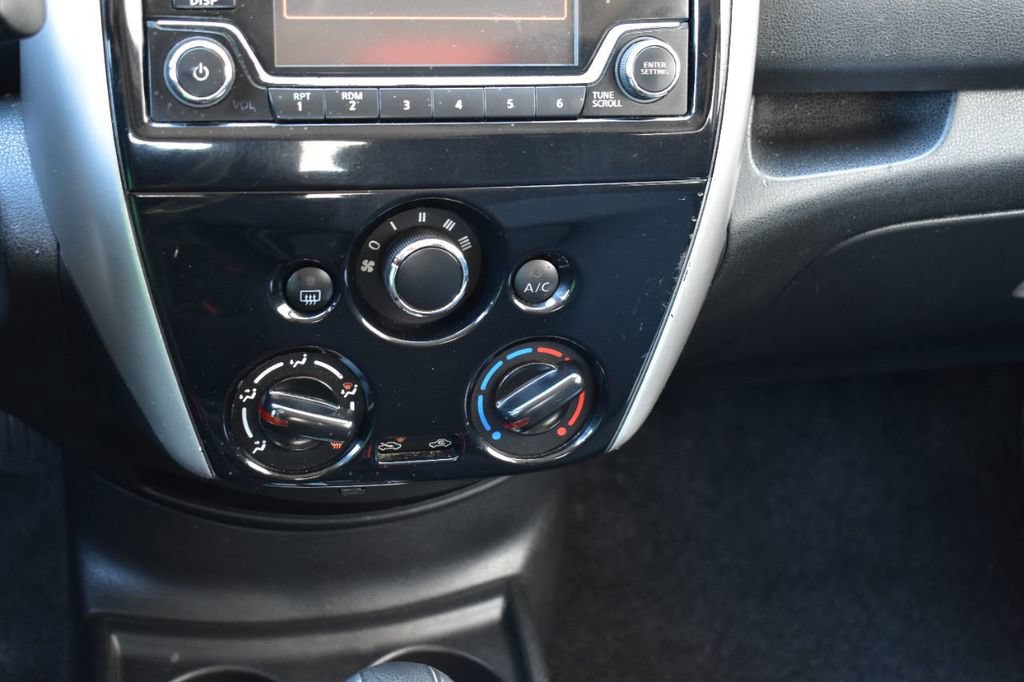 Used 2016 Nissan Versa Note SV FWD image 32