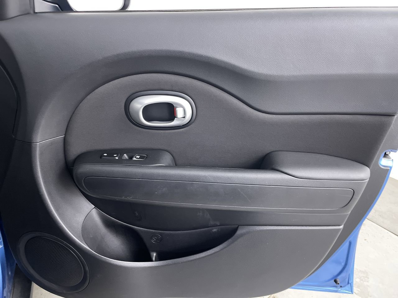 Used 2019 Kia Soul + FWD image 22