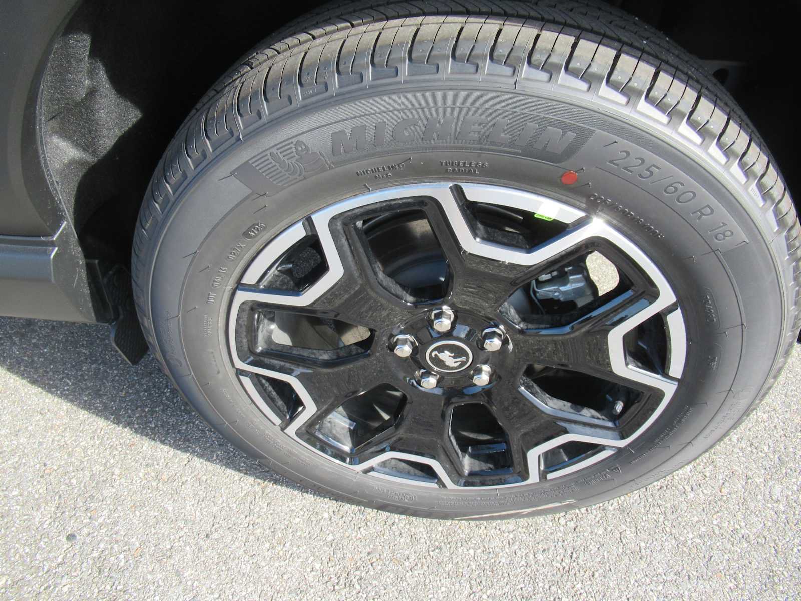 New 2025 Ford Bronco Sport Outer Banks w/ Outer Banks Tech Package+ AWD/4WD image 9