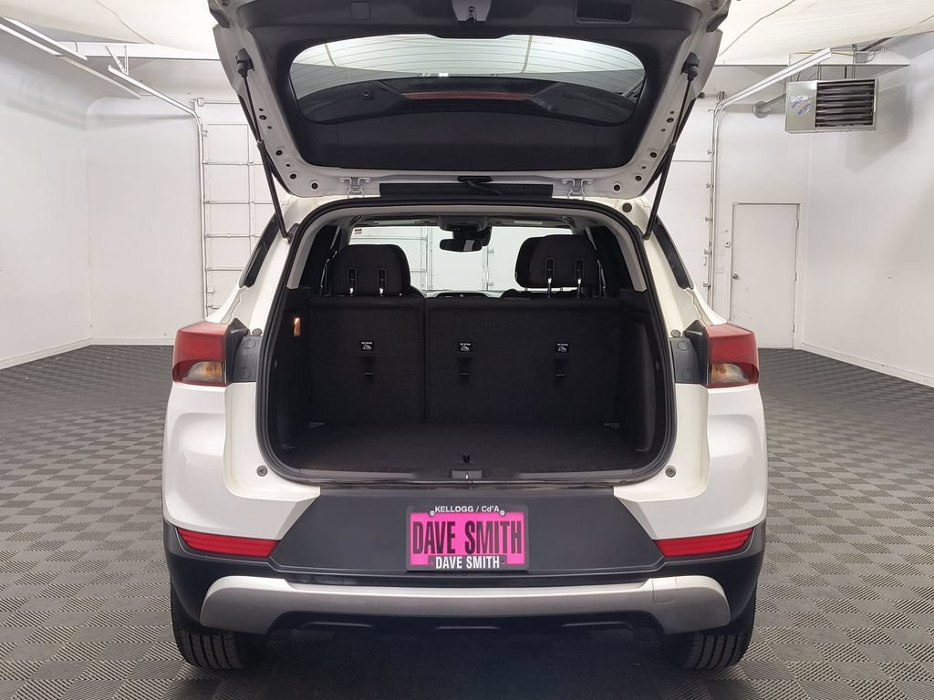 Used 2023 Chevrolet TrailBlazer LT AWD/4WD image 18