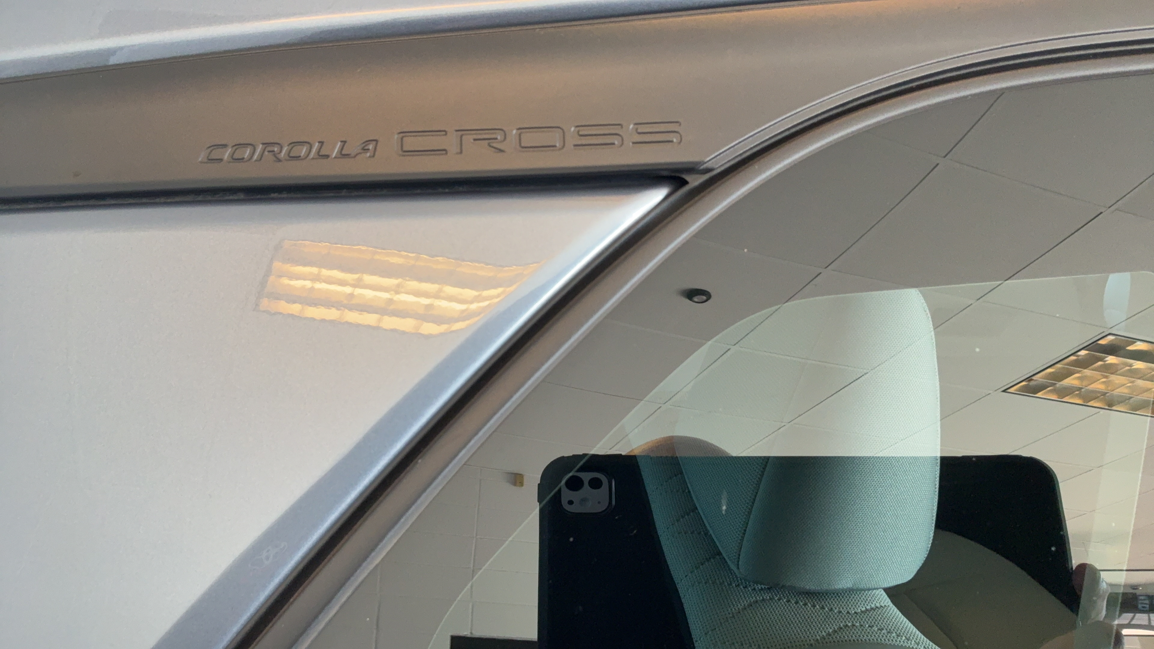 Certified 2022 Toyota Corolla Cross L AWD/4WD image 31