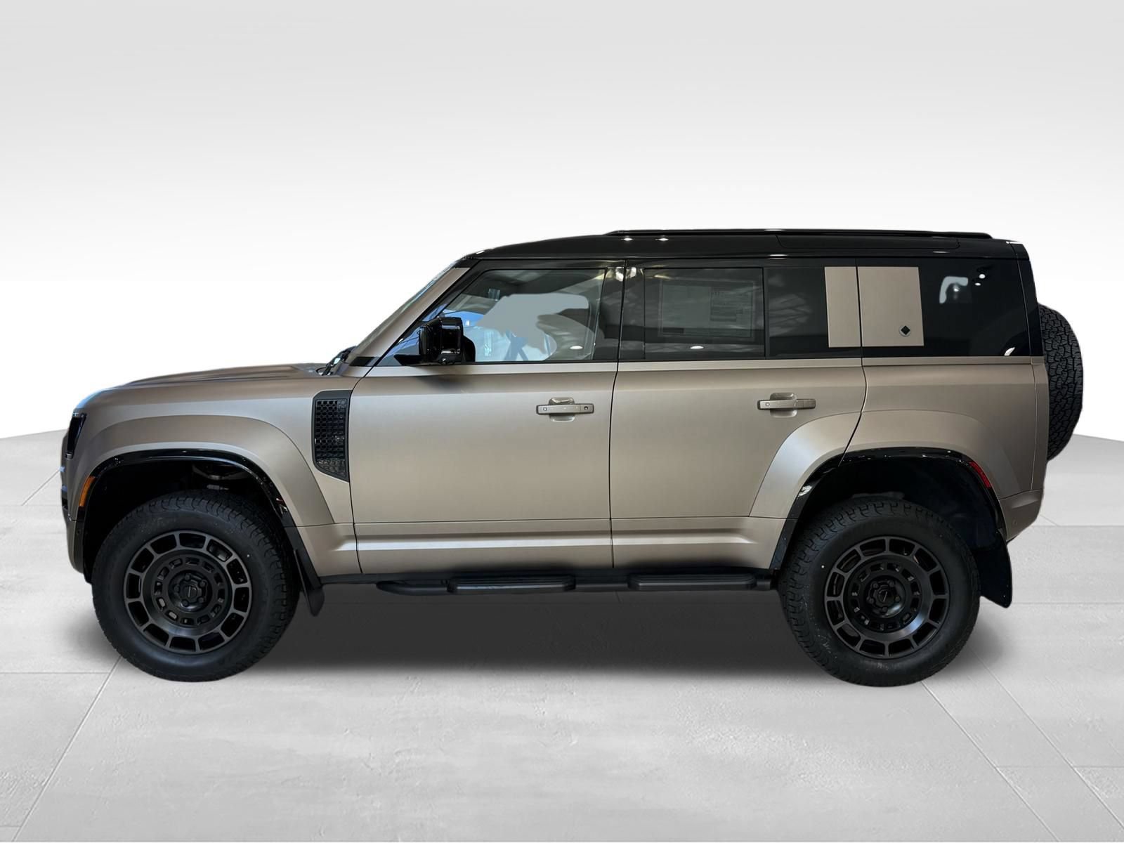 New 2026 Land Rover Defender 110 OCTA AWD/4WD image 2