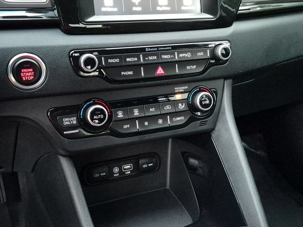 Used 2019 Kia Niro EX FWD image 22