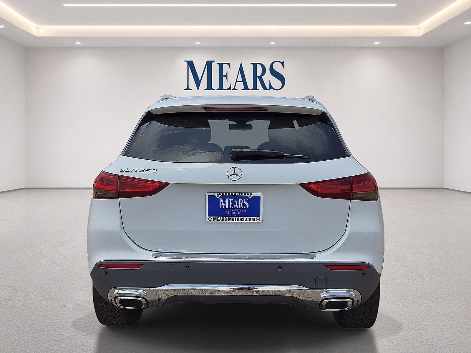 Used 2023 Mercedes-Benz GLA 250 w/ Premium Package image 4