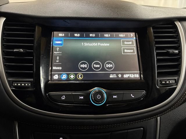 Used 2019 Chevrolet Trax LT w/ Sun & Sound Package AWD/4WD image 35
