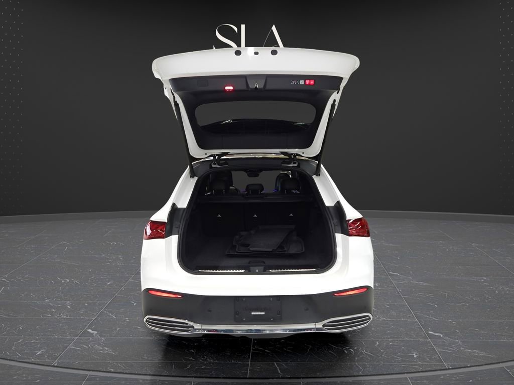 Used 2023 Mercedes-Benz EQE 350+ 4MATIC SUV w/ Pinnacle Trim Package image 8