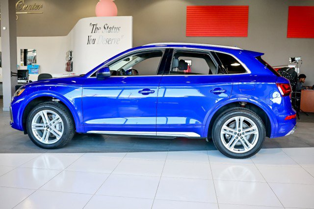 Used 2024 Audi Q5 e Premium Plus image 8