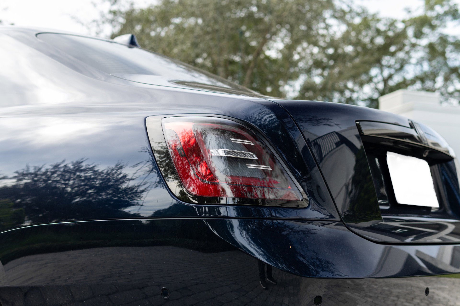 Used 2023 Rolls-Royce Ghost Black Badge w/ Black Badge Ghost Package image 19