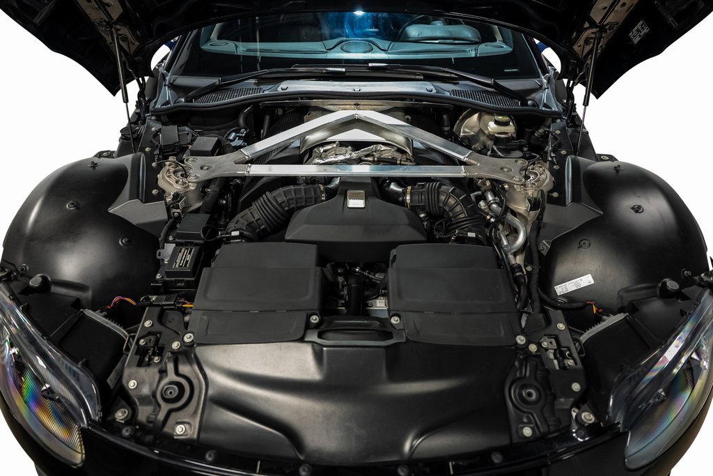 Used 2020 Aston Martin V8 Vantage Coupe image 55