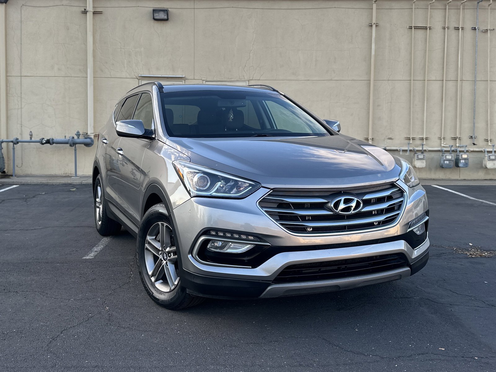 Used 2018 Hyundai Santa Fe Sport w/ 2.4L Value Package 02