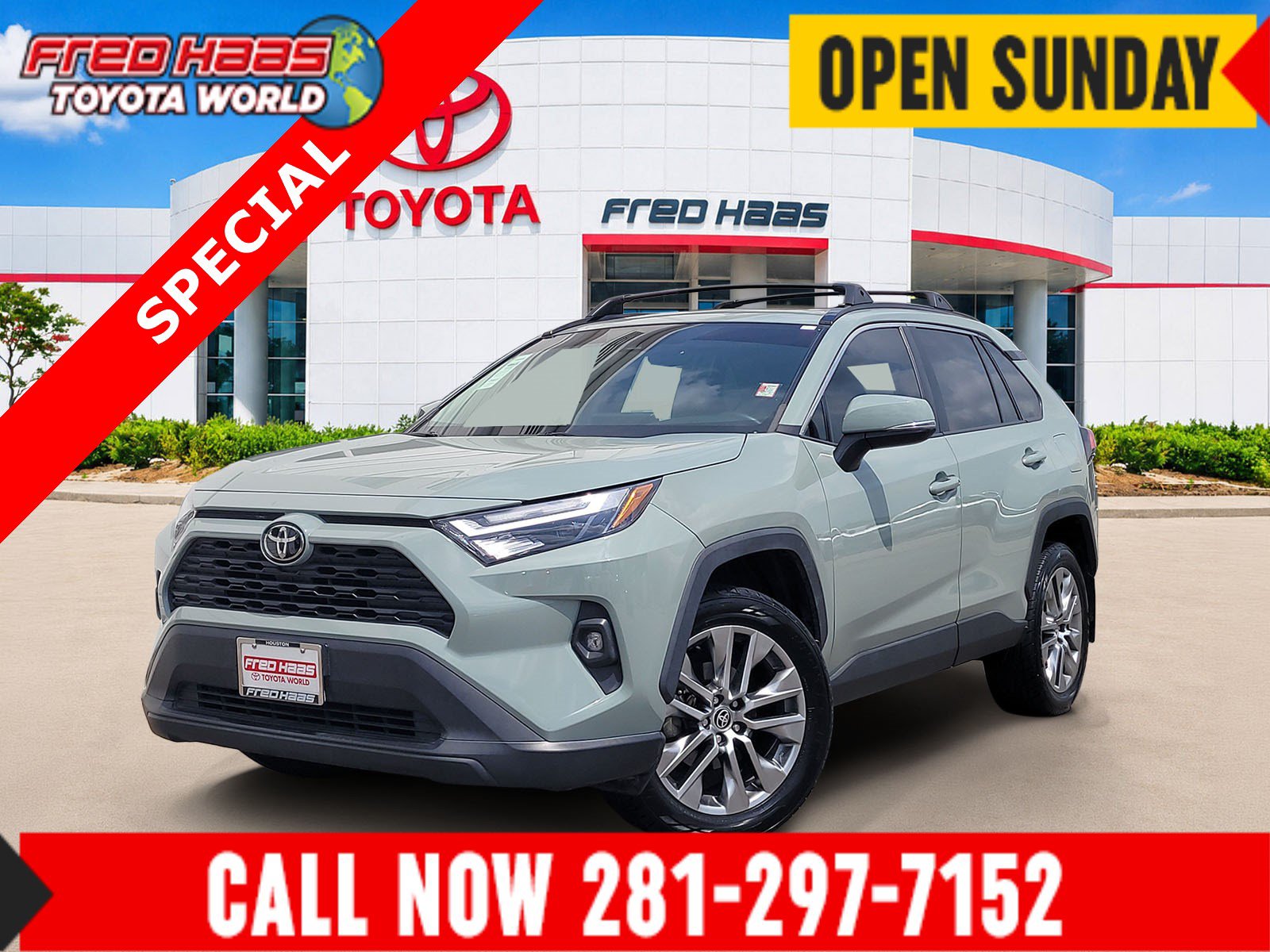 Used 2022 Toyota RAV4 XLE Premium FWD image 1